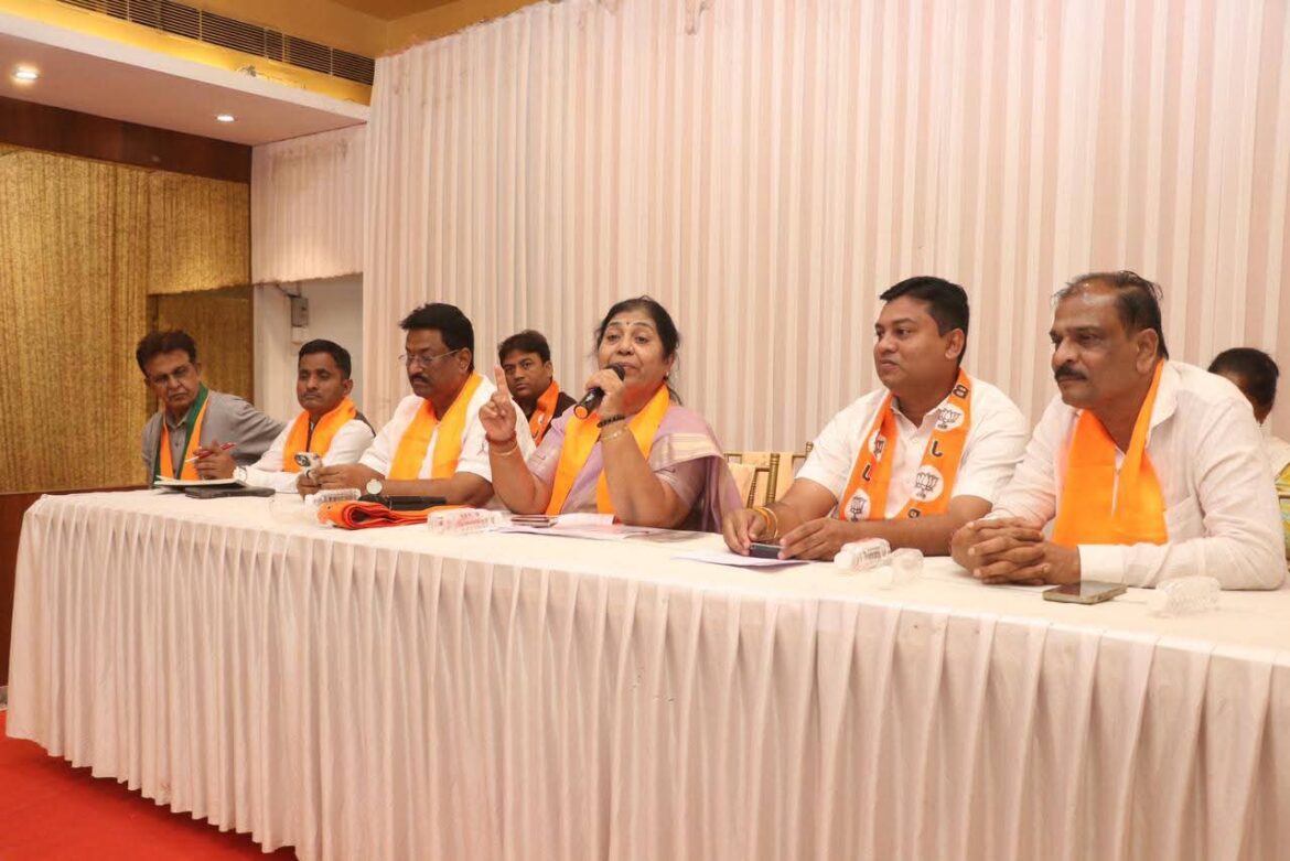 “बुथ सशक्त, तर पक्ष सशक्त” दहिसरमध्ये संघटनात्मक बांधणीचा महा-निर्धार. “वॉर्ड क्र. ०१ व १० मधील बुथ व शक्तीकेंद्र प्रमुखांची महत्त्वपूर्ण बैठक संपन्न”